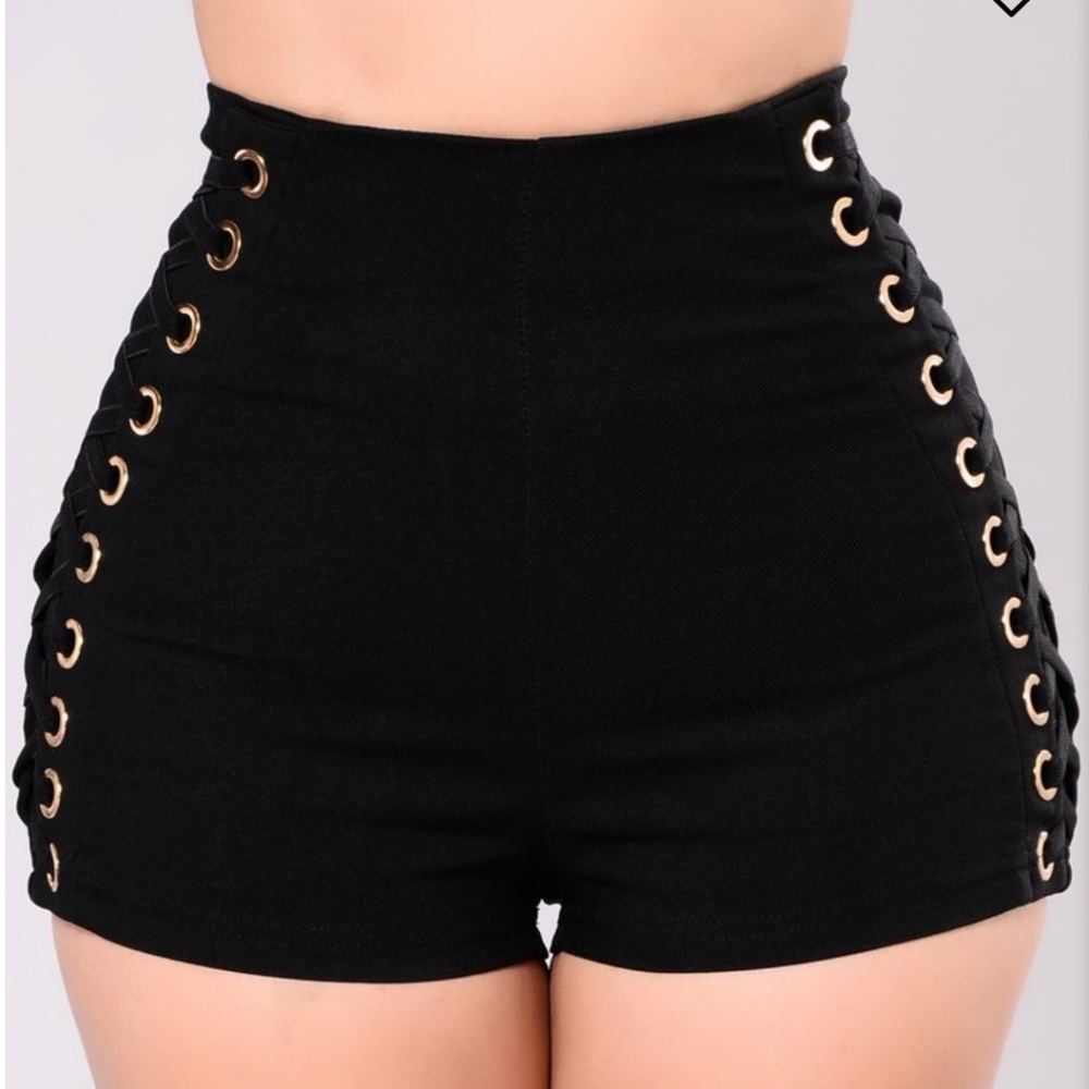 Eye my shorts
